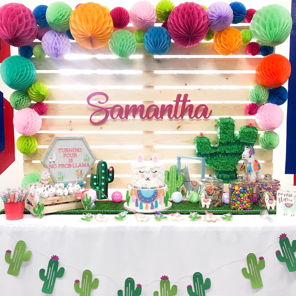 Festive-Llama-Birthday-Party-Dessert-Table