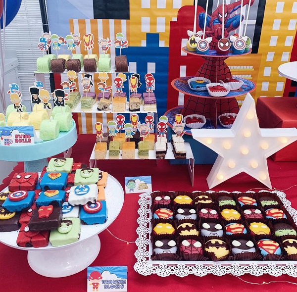 Customized desserts in Superhero theme