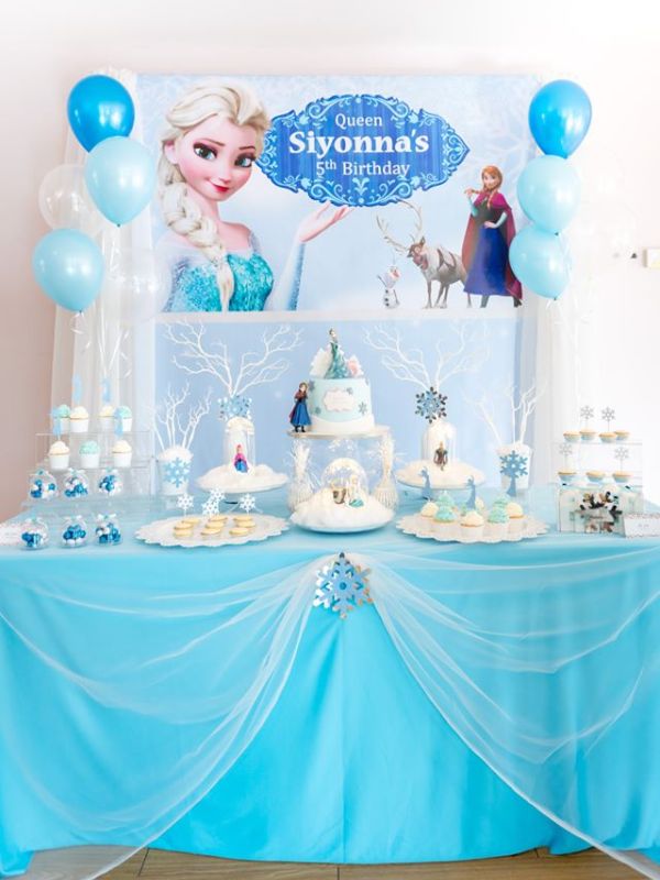 Glittery Frozen Birthday