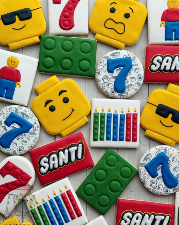 Lego birthday cookie set for Master Builder