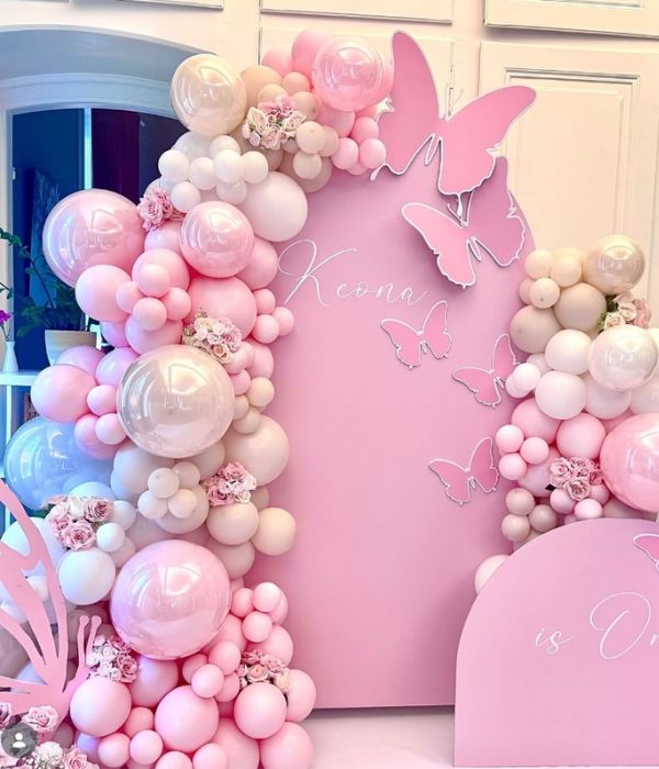 Pretty in pink butterfly balloon garland