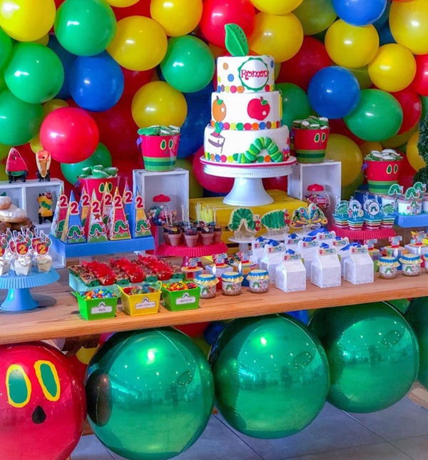 The Very Hungry Caterpillar dessert table
