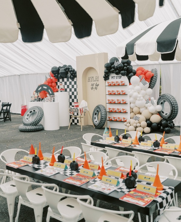 car themed birthday table setup