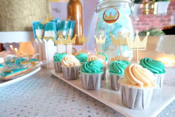 gold glitter cupcake toppers