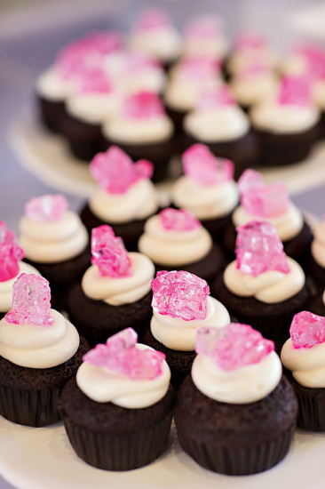 pink-kryptonite-topped-cupcakes