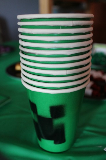 Minecraft-Birthday-Party-Cups