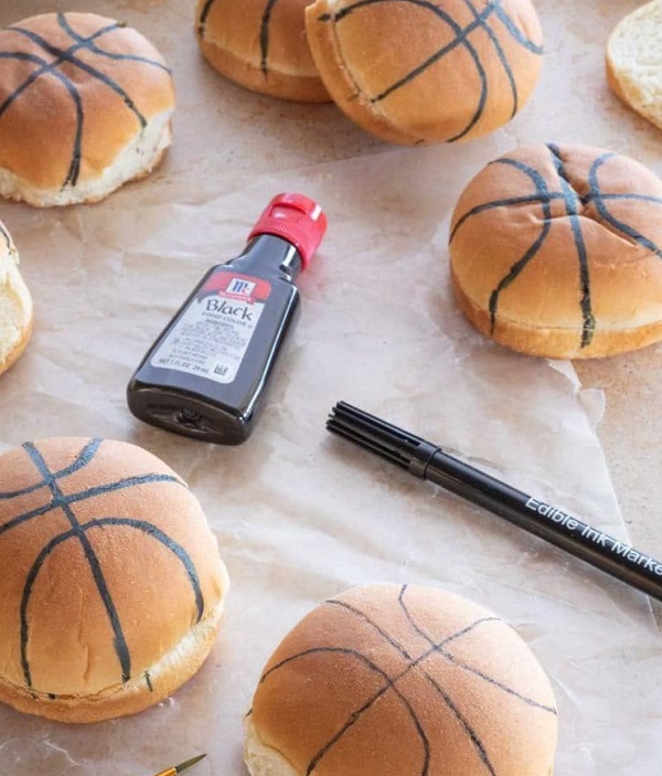 basketball buns