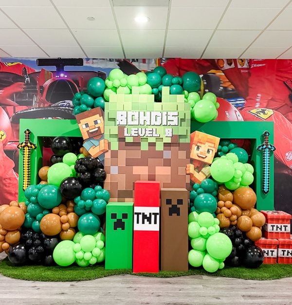 minecraft birthday party decorations