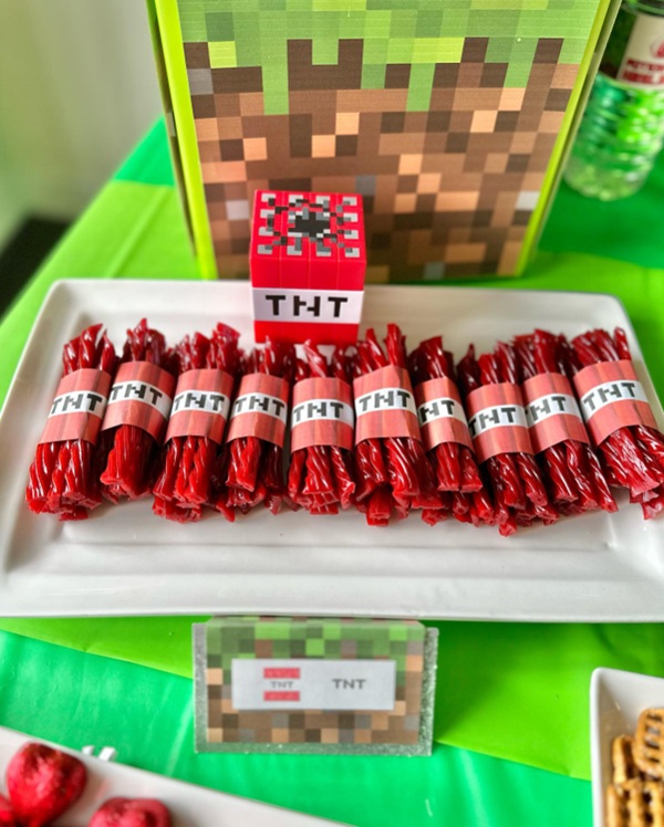 tnt labeled licorice