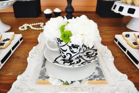black-damask-70th-birthday-party-floral-arrangement