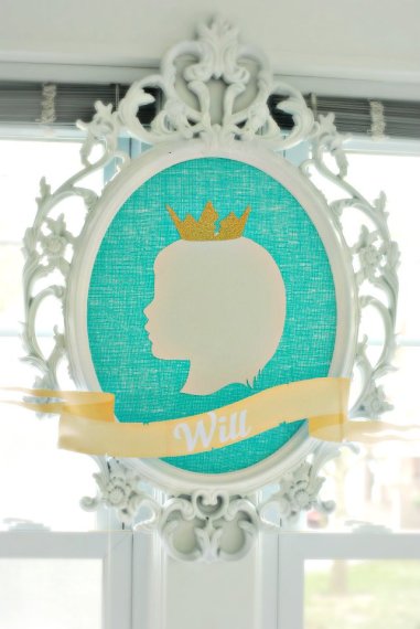silhouette for birthday boy crowned in gold