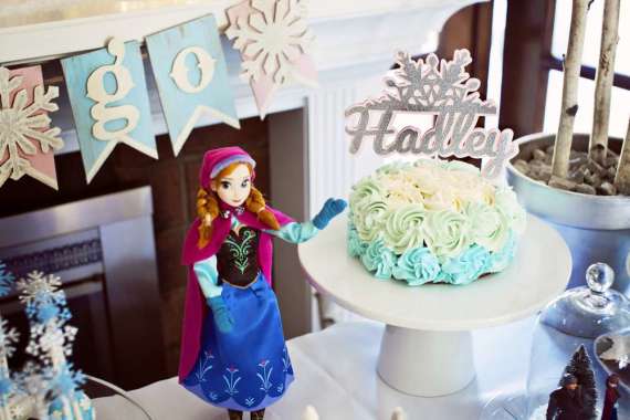 sisters-frozen-party-cake-2