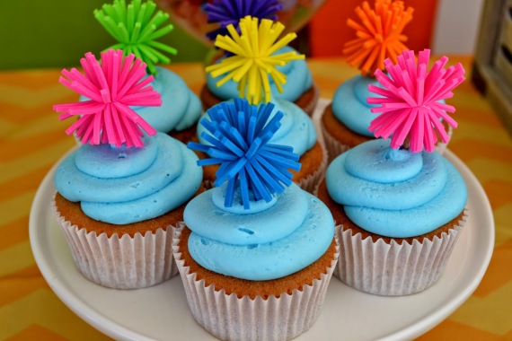 teen-beach-movie-birthday-party-cupcakes