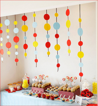 curious-george-birthday-party-garlands