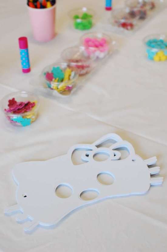 Hello Kitty Birthday Party activity, create hello kitty mask