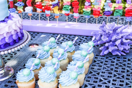 Little Mermaid Inspired Party food, snacks, cupcakes with shimmering pearls