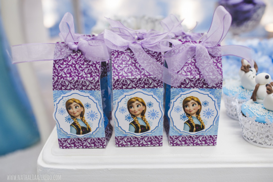 frozen-birthday-party-bags