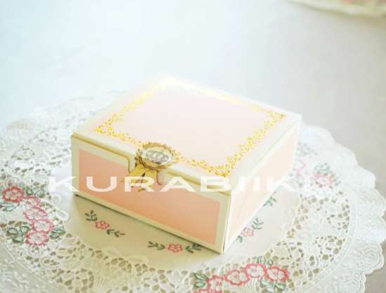 russian-princess-themed-birthday-party favor box