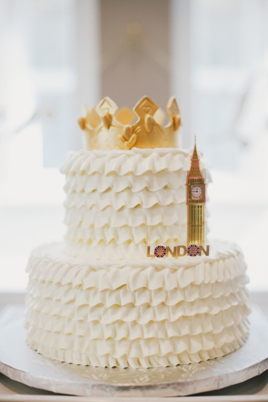 royal-london-birthday white cake with crown
