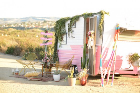 Outdoor-Vintage-Pink-Camper-Birthday-Party-Sunny-Decorations