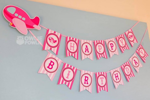 Pink-Airplane-Birthday-Party-Plane-Banner