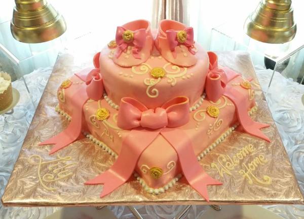 pretty-pink-princess-birthday-party-cake