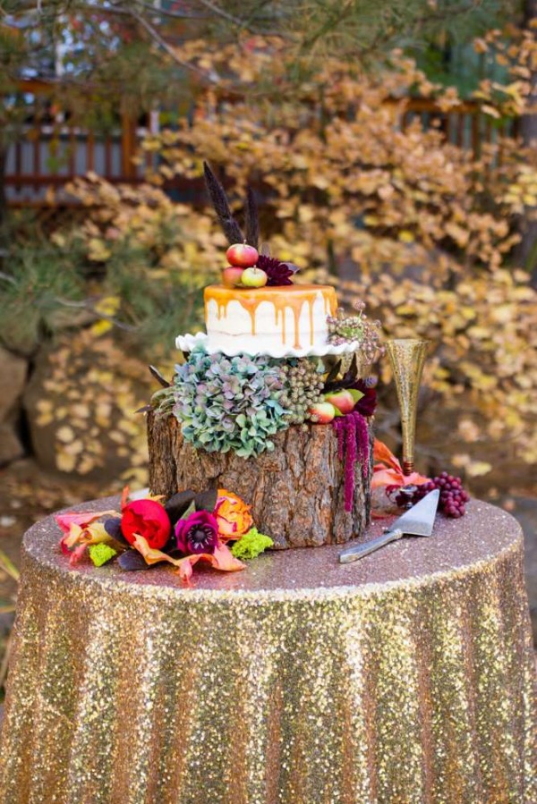 Colorful-Autumn-Outdoor-Party-Cake