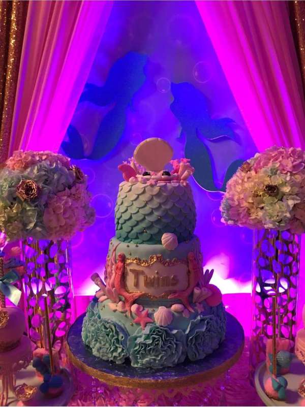 Twins-Under-the-Sea-Mermaid-Birthday-Party-Pink-Cake