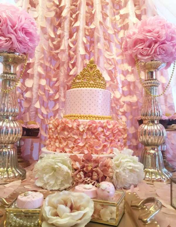 Golden-White-And-Pink-Princess-Birthday-Party-Floral-Cake