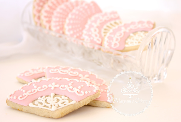 Marie-Antoinette-Vintage-Birthday-Party-Fan-Cookies