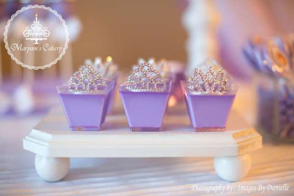 Purple-And-White-Sophia-Birthday-Party-Mini-Crowns