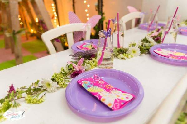 Enchanted-Garden-Birthday-Party-Guest-Seating