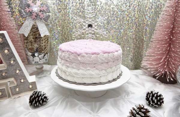 Pinkalicious-Wintry Wonderland-Party-Cake