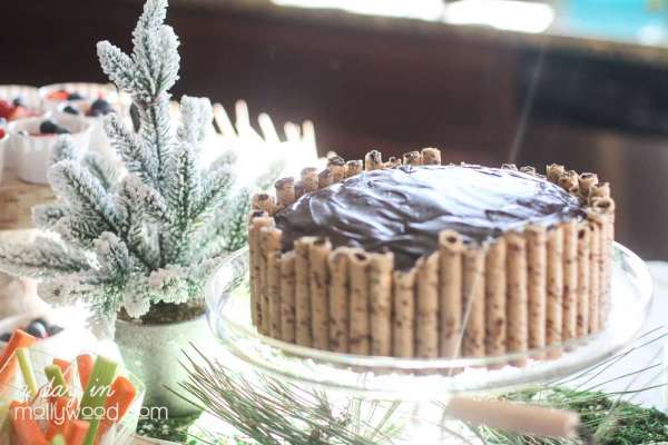 Winter-Woodland-Birthday-Cake