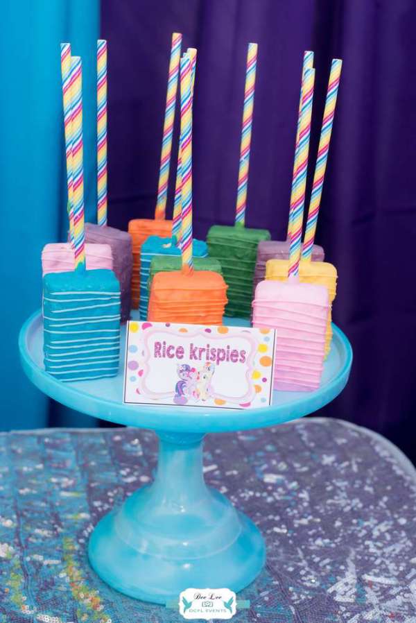 Rainbow-Dash-Adventure-Birthday-Rice-Krispies