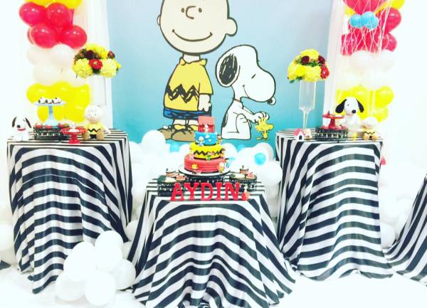 Snoopy-And-Pals-Birthday-Treat-Tables