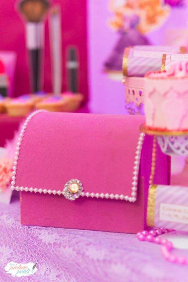 Barbie-Fashionista-Birthday-Bash-Pink-Purse