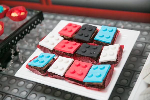 Double-Ninjago-Birthday-Party-Lego-Brownies