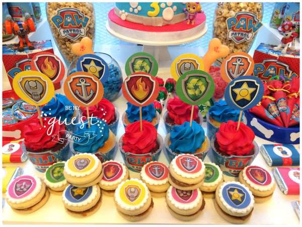 Colorful-Paw-Patrol-Birthday-Party-Cookies-And-Cupcakes