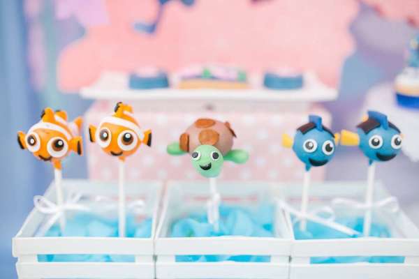 Finding-Dory-Pool-Party-Cakepops
