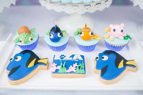Finding-Dory-Pool-Party-Cupcakes-Cookies