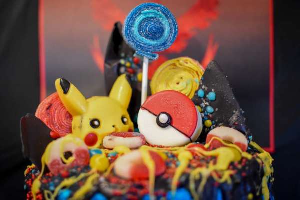 Pokemon-Go-Adventure-Birthday-Cake-Top