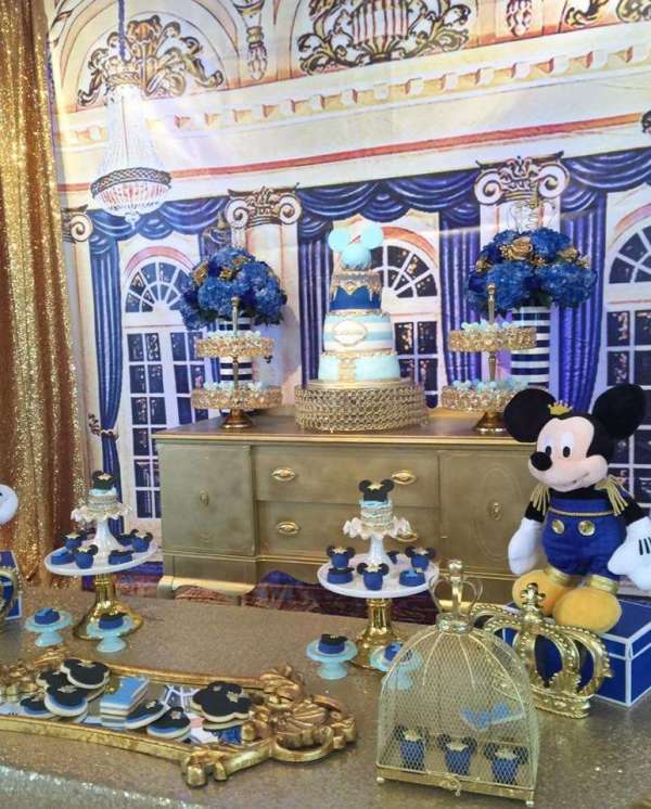 Royal-Mickey-Mouse-Birthday-Party-Extravaganza-Snack-Table