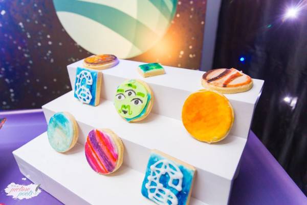 Galactic-Birthday-Celebration-Cookies