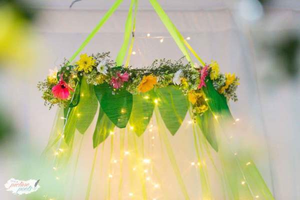 Magical-Tinkerbell-Party-Garland-Canopy