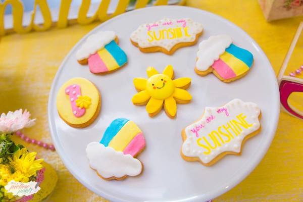 Whimsical-You-Are-My-Sunshine-Birthday-Cookies