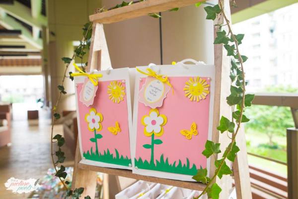 Whimsical-You-Are-My-Sunshine-Birthday-Easel-Art