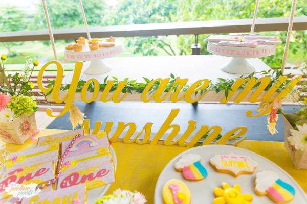 Whimsical-You-Are-My-Sunshine-Birthday-Lettering