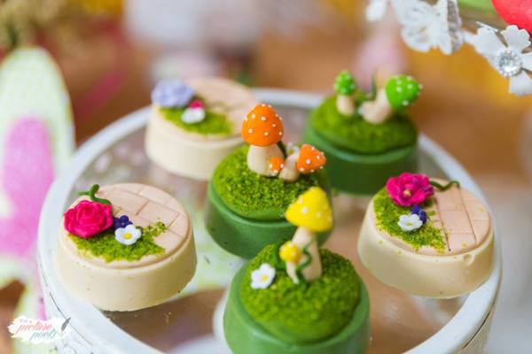 Magical-Fairy-Garden-Oasis-Birthday-Desserts