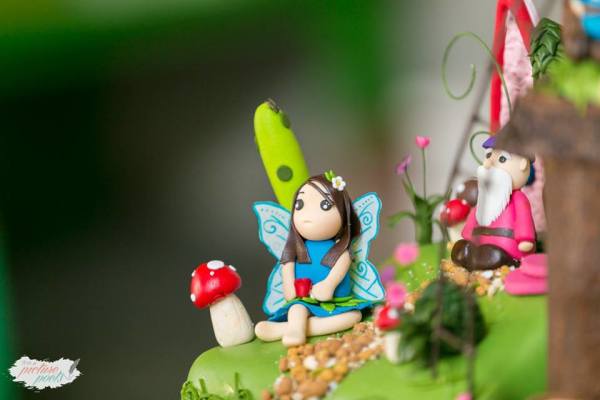 Magical-Fairy-Garden-Oasis-Birthday-Edible-Fairy
